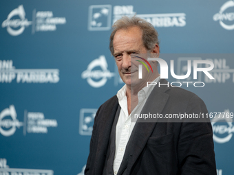 Vincent Lindon attends the ''Le Choix de Joseph Cross'' photocall during the 19th Rome Film Festival at Auditorium Parco Della Musica in Rom...