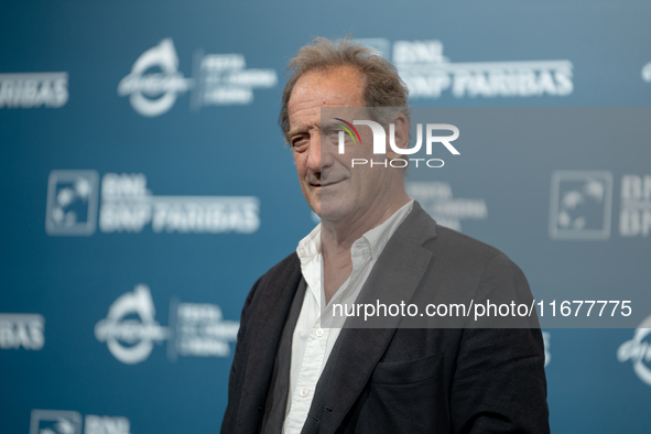 Vincent Lindon attends the ''Le Choix de Joseph Cross'' photocall during the 19th Rome Film Festival at Auditorium Parco Della Musica in Rom...