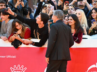 Viggo Mortensen attends the ''THE DEAD DON'T HURT (I MORTI NON FERISCONO)'' red carpet during the 19th Rome Film Festival at Auditorium Parc...