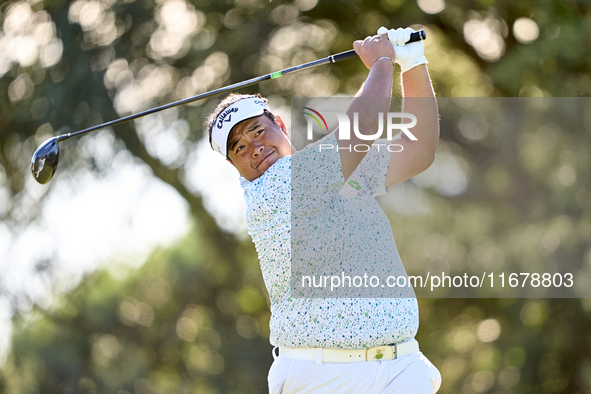 Kiradech Aphibarnrat of Thailand tees off on the 9th hole during the Estrella Damm N.A. Andalucia Masters 2024 at Real Club de Golf Sotogran...