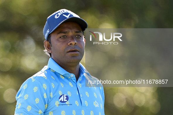 Om Prakash Chouhan of India tees off on the 9th hole during the Estrella Damm N.A. Andalucia Masters 2024 at Real Club de Golf Sotogrande in...