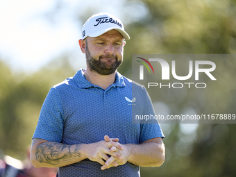 Andy Sullivan of England reacts on the 9th hole during the Estrella Damm N.A. Andalucia Masters 2024 at Real Club de Golf Sotogrande in San...