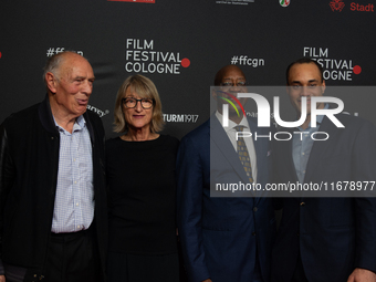 Edwin Moses, a former American hurdler, Anne Merrem, Julian Moses, and Holger Geschwindner attend the screening of ''13 Steps - Die Unglaubl...