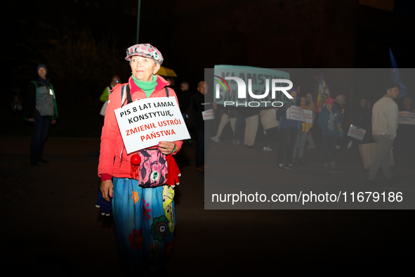 Activists protest against Jaroslaw Kaczynski's monthly visit to Wawel Hill in Krakow, Poland, on October 18, 2024. Every 18th day of the mon...