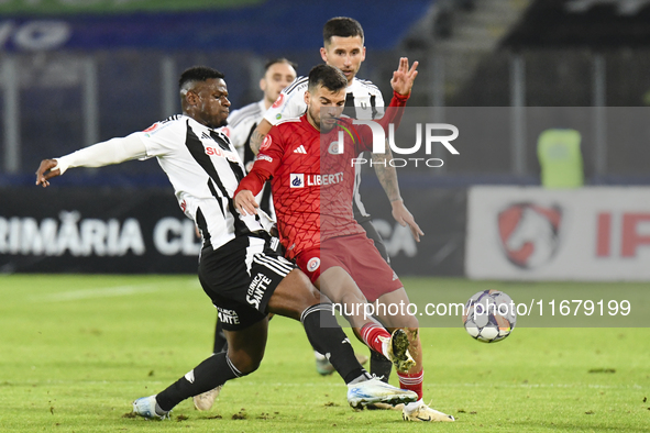 Mamadou Thiam plays during the match between Universitatea Cluj and Otelul Galati at Cluj Arena in Cluj, Romania, on October 18, 2024. 