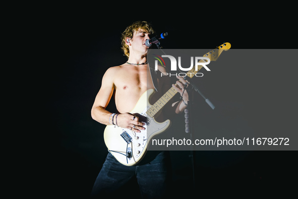 Ross Lynch of The Driver Era performs live during the X Girlfriend Tour at Fabrique in Milan, Italy, on October 17, 2024 