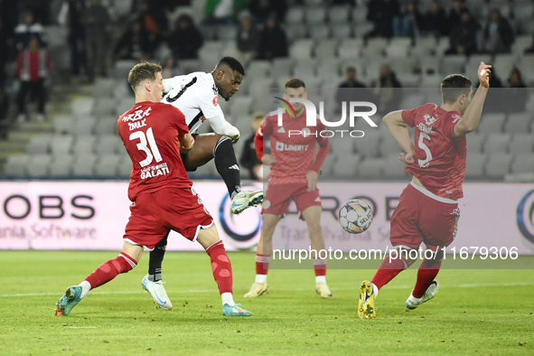 Mamadou Thiam plays during the match between Universitatea Cluj and Otelul Galati at Cluj Arena in Cluj, Romania, on October 18, 2024. 