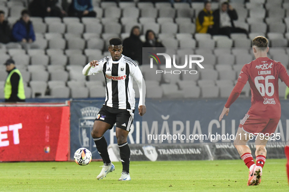 Mamadou Thiam plays during the match between Universitatea Cluj and Otelul Galati at Cluj Arena in Cluj, Romania, on October 18, 2024. 