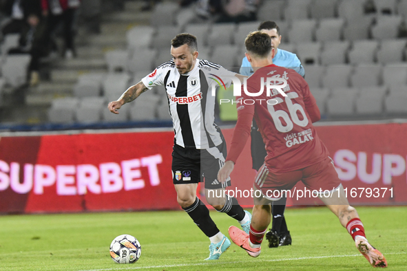 Dan Nistor plays during Universitatea Cluj versus Otelul Galati at Cluj Arena in Cluj, Romania, on October 18, 2024. 