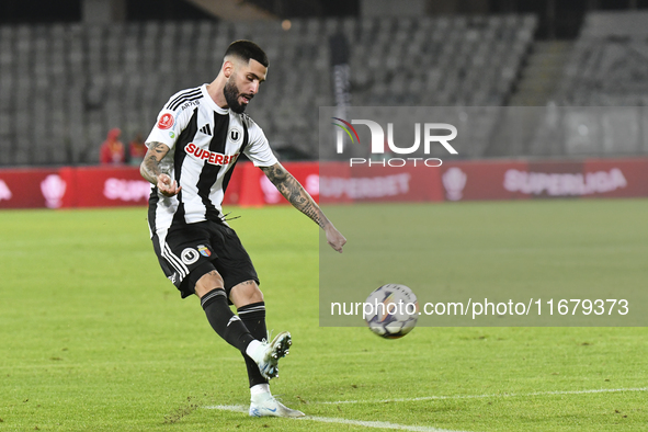 Radu Boboc plays during Universitatea Cluj versus Otelul Galati at Cluj Arena in Cluj, Romania, on October 18, 2024 