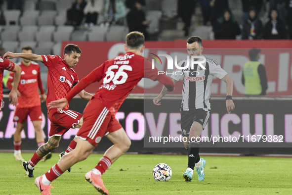 Dan Nistor plays during Universitatea Cluj versus Otelul Galati at Cluj Arena in Cluj, Romania, on October 18, 2024. 