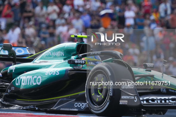 Fernando Alonso of Spain drives the (14) Aston Martin Aramco Cognizant F1 Team AMR24 Mercedes during the Formula 1 Pirelli United States Gra...