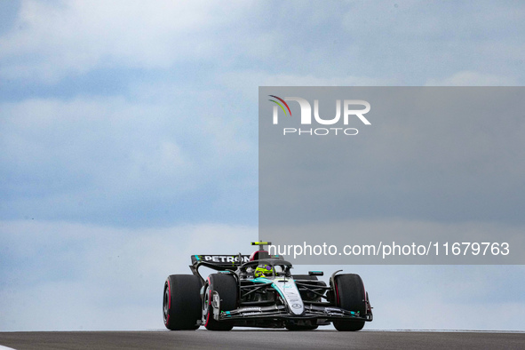 Lewis Hamilton of the UK drives the (44) Mercedes-AMG Petronas F1 Team F1 W15 E Performance Mercedes during the Formula 1 Pirelli United Sta...