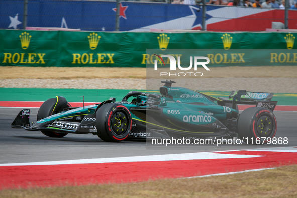 Lance Stroll of Canada drives the (18) Aston Martin Aramco Cognizant F1 Team AMR24 Mercedes during the Formula 1 Pirelli United States Grand...