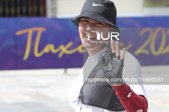 Alejandra Valencia of Mexico practices before the competition against Yang Xialoei of China (not in picture) on the first day of the Tlaxcal...