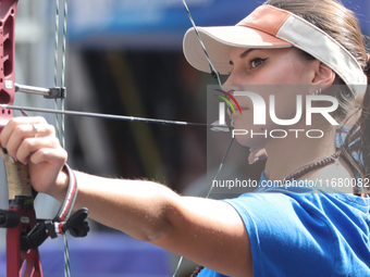 Elisa Roner of Italy participates in the practice session before the competition against Alexis Ruiz of the United States (not in picture) o...