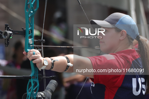 Alexis Ruiz of the United States participates in the practice session before the competition against Elisa Roner of Italy (not in picture) o...