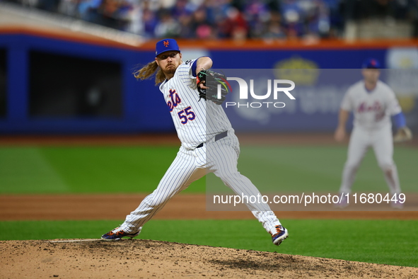 New York Mets relief pitcher Ryne Stanek #55 throws during the sixth inning in Game 5 of the baseball NL Championship Series against the Los...