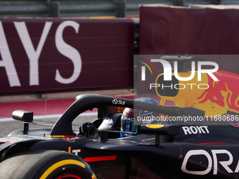 Max Verstappen of the Netherlands drives the Oracle Red Bull Racing RB20 Honda RBPT during the Formula 1 Pirelli United States Grand Prix 20...