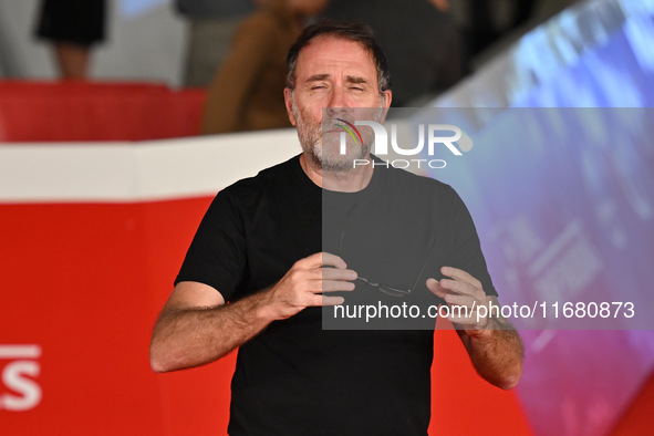 Valerio Mastandrea attends the ''ITALO CALVINO NELLE CITTA'' red carpet during the 19th Rome Film Festival at Auditorium Parco Della Musica...