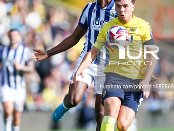 Mark Harris of Oxford races forward during the Sky Bet Championship match between Oxford United and West Bromwich Albion at the Kassam Stadi...