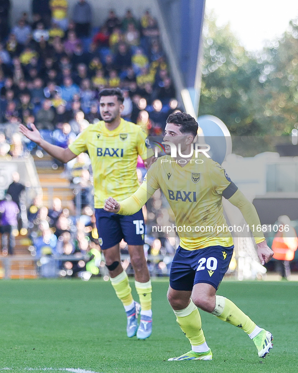 Ruben Rodrigues of Oxford plays during the Sky Bet Championship match between Oxford United and West Bromwich Albion at the Kassam Stadium i...