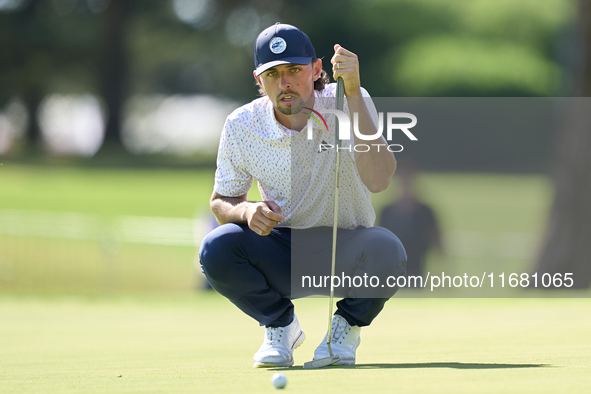 Marco Penge of England studies his shot on the 1st green on the third day of the Estrella Damm N.A. Andalucia Masters 2024 at Real Club de G...