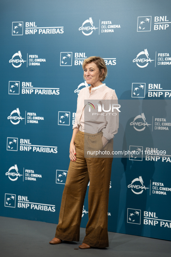 Valeria Bruni Tedeschi attends the ''Eterno Visionario'' photocall during the 19th Rome Film Festival at Auditorium Parco Della Musica in Ro...