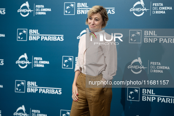 Valeria Bruni Tedeschi attends the ''Eterno Visionario'' photocall during the 19th Rome Film Festival at Auditorium Parco Della Musica in Ro...