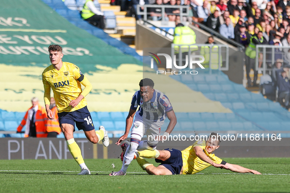 #4, Will Vaulks of Oxford intercepts #11, Grady Diangana of WBA during the Sky Bet Championship match between Oxford United and West Bromwic...