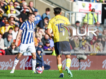 Jed Wallace of WBA is on the ball during the Sky Bet Championship match between Oxford United and West Bromwich Albion at the Kassam Stadium...