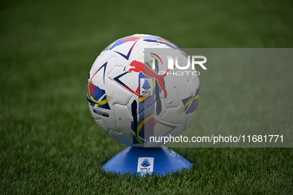 The match ball of Lega Serie A is present during the Italian Serie A football match between Calcio Como and Parma Calcio 1913 in Como, Italy...