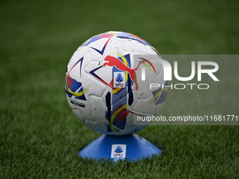 The match ball of Lega Serie A is present during the Italian Serie A football match between Calcio Como and Parma Calcio 1913 in Como, Italy...