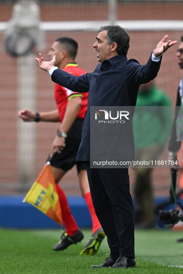 Coach Fabio Pecchia of Parma Calcio 1903 is present during the Italian Serie A football match between Calcio Como and Parma Calcio 1913 in C...