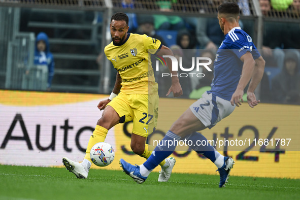 Junio Hernani Azevedo of Parma Calcio 1913 participates in the Italian Serie A football match between Calcio Como and Parma Calcio 1913 in C...