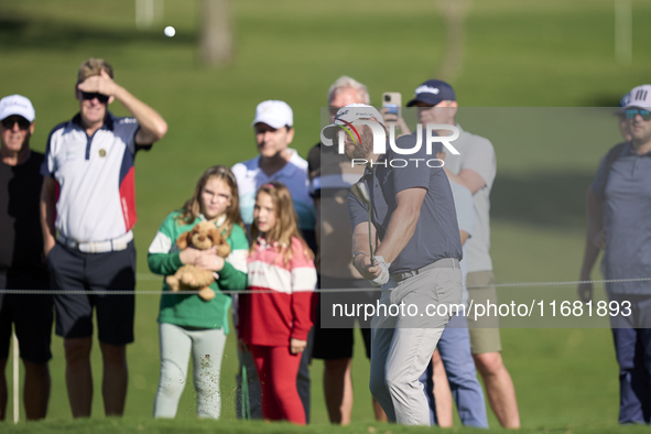 Jordan Smith of England approaches his ball on the 15th green on the third day of the Estrella Damm N.A. Andalucia Masters 2024 at Real Club...