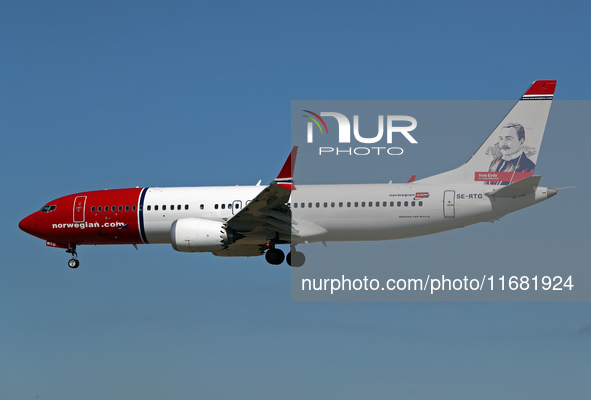 A Boeing 737 MAX 8 from Norwegian (Sam Eyde Livery) lands at Barcelona airport in Barcelona, Spain, on September 2, 2024. 