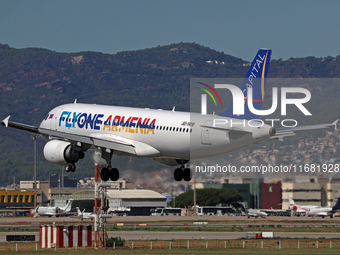 An Airbus A320-214 from FlyOne lands at Barcelona airport in Barcelona, Spain, on September 2, 2024. (