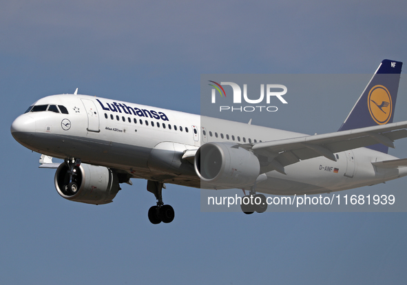 An Airbus A320-271N from Lufthansa lands at Barcelona airport in Barcelona, Spain, on September 2, 2024. 