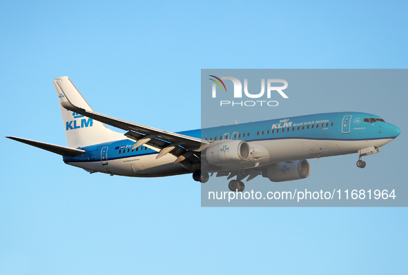 A Boeing 737-8K2 from KLM lands at Barcelona airport in Barcelona, Spain, on September 14, 2024. 