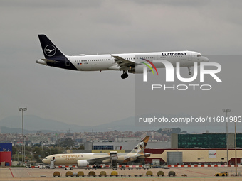 An Airbus A321-231 from Lufthansa lands at Barcelona airport in Barcelona, Spain, on October 15, 2024. (