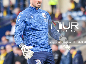 #23, Joe Wildsmith of WBA warms up during the Sky Bet Championship match between Oxford United and West Bromwich Albion at the Kassam Stadiu...