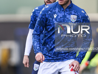 Paddy McNair of WBA warms up during the Sky Bet Championship match between Oxford United and West Bromwich Albion at the Kassam Stadium in O...