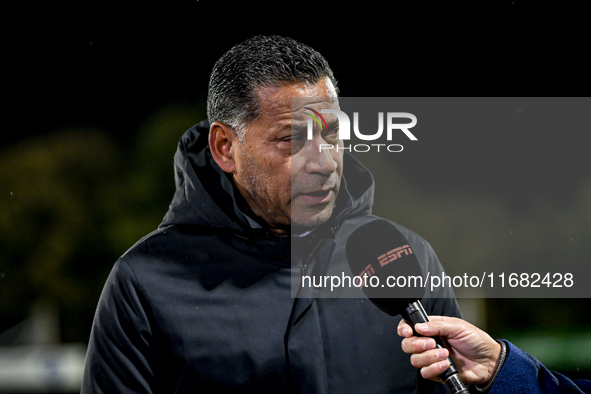 RKC trainer Henk Fraser is present during the match between RKC and Twente at the Mandemakers Stadium for the 2024-2025 season in Waalwijk,...