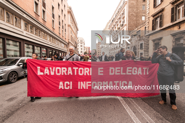 Thousands join the march to protest against the 1660 bill. The new law toughens the penalties for street demonstrations, road blockades, pea...