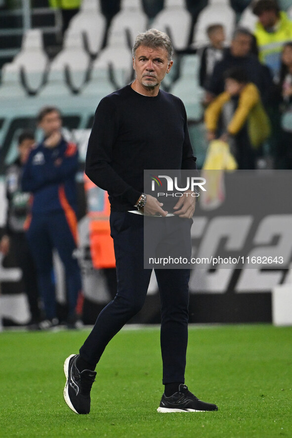 Marco Baroni coaches S.S. Lazio during the 8th day of the Serie A Championship between Juventus F.C. and S.S. Lazio at Allianz Stadium in Tu...