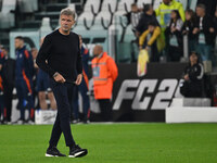 Marco Baroni coaches S.S. Lazio during the 8th day of the Serie A Championship between Juventus F.C. and S.S. Lazio at Allianz Stadium in Tu...