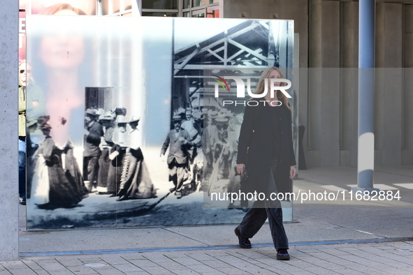 Sandrine Kiberlain attends the remake of the light factories in Lyon, France, on October 19, 2024. 