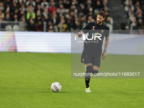 Manuel Locatelli participates in the Serie A 2024-2025 match between Juventus and Lazio in Turin, Italy, on October 19, 2024. 