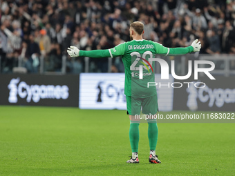 Michele Di Gregorio participates in the Serie A 2024-2025 match between Juventus and Lazio in Turin, Italy, on October 19, 2024 (